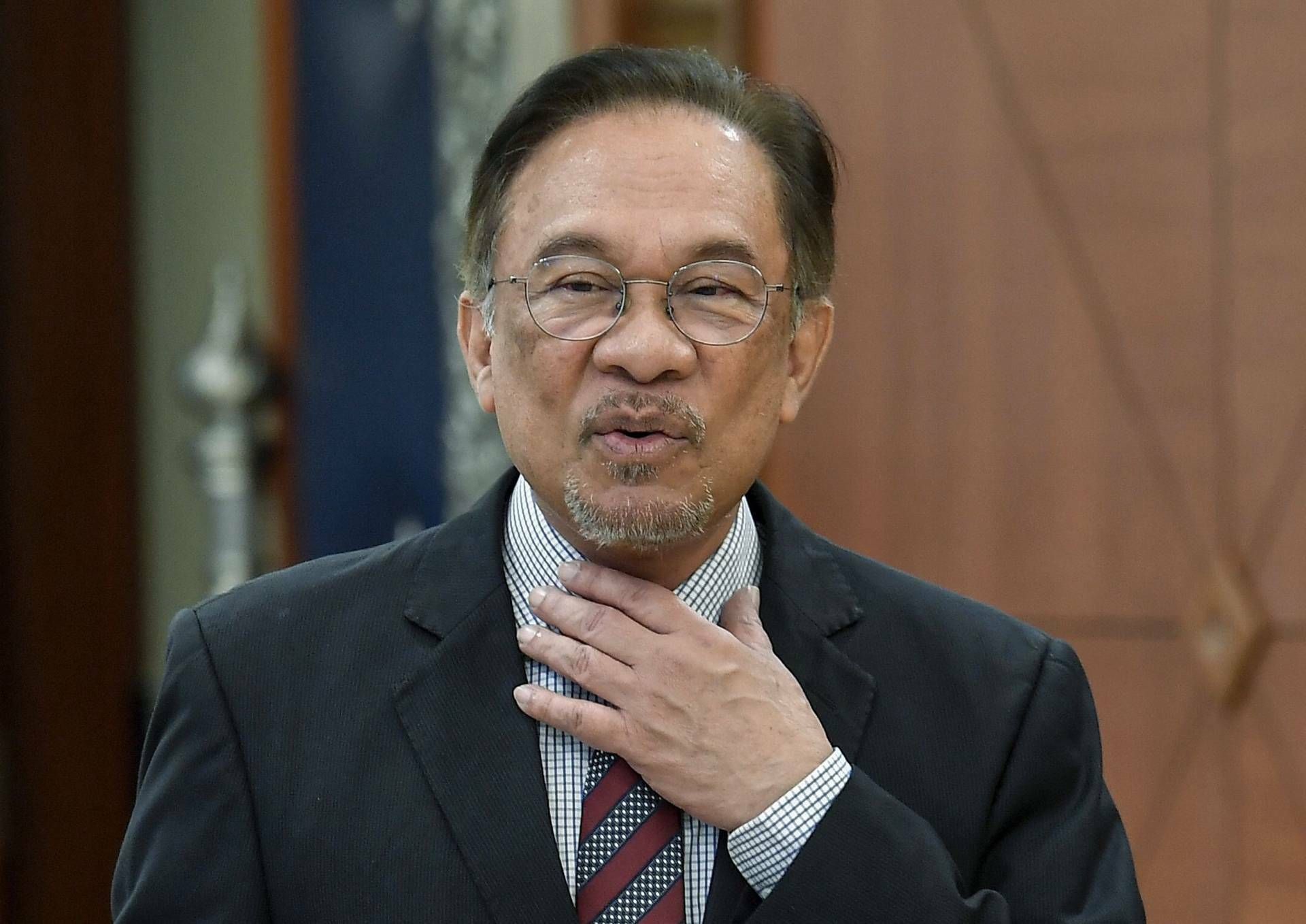 Malaysia’s recent political stability convinced Amazon Web Services to invest, says PM