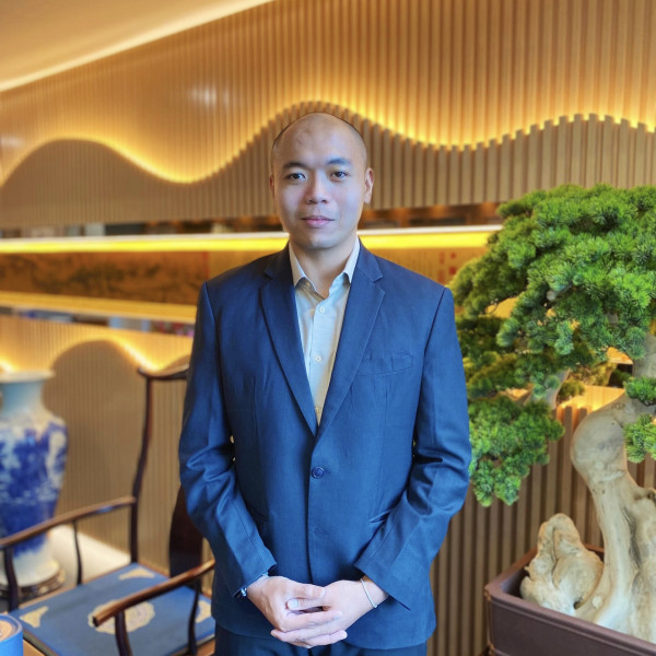 Putera Azim_Director